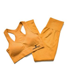 Ribbed Yoga Set – Stylish & Comfortable Gym Outfit